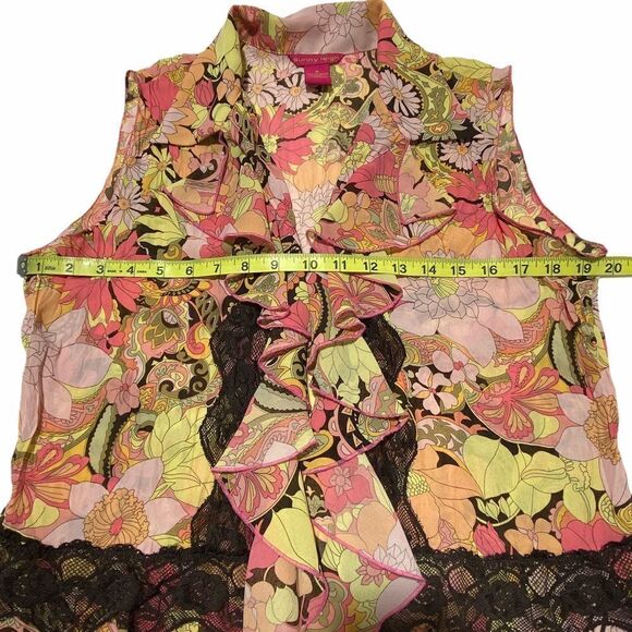 SUNNY Leigh Sleeveless Ruffle Floral Blouse Medium - Picture 6 of 8